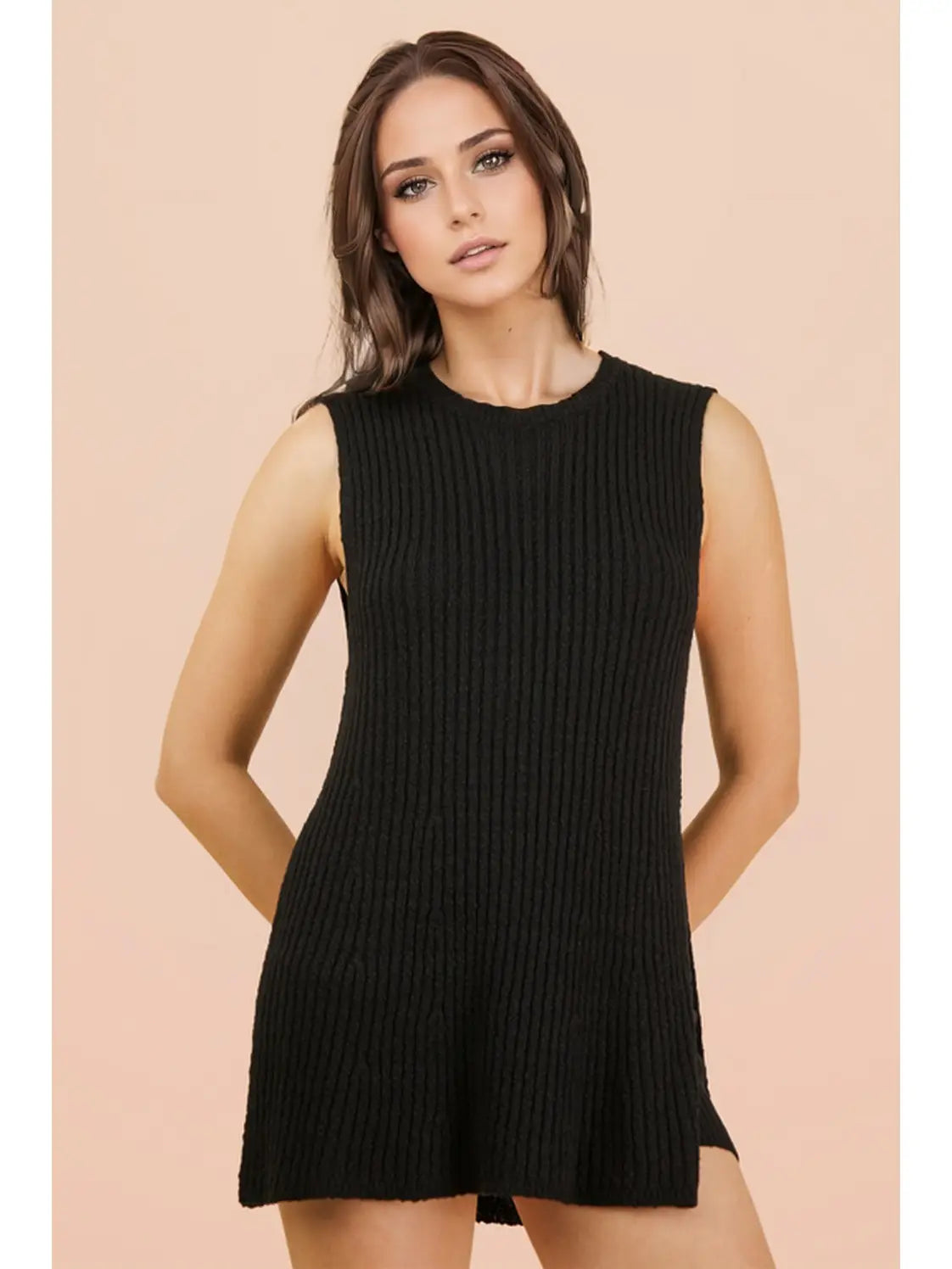 BLACK SLEEVELESS TUNIC KNIT SWEATER WITH SHORTS SET