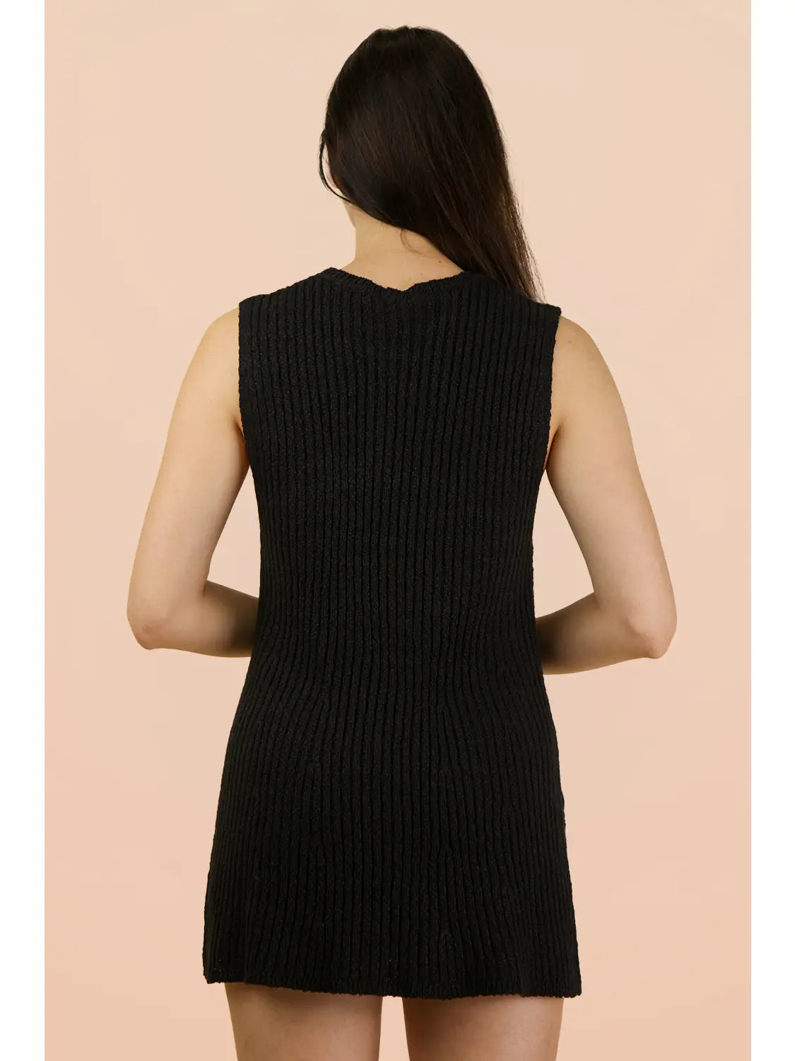 BLACK SLEEVELESS TUNIC KNIT SWEATER WITH SHORTS SET