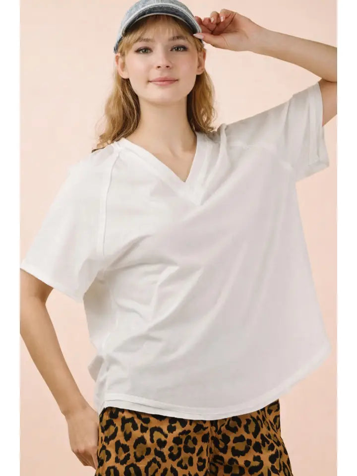 V-Neck White high low T-shirt