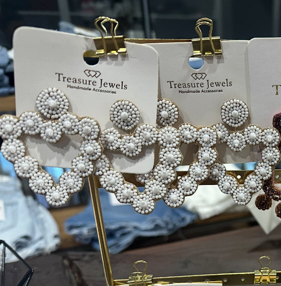 Treasure Jewels White Beaded Heart Earrings