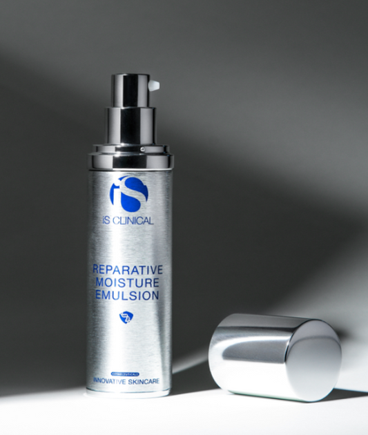 iS Clinical Reparative Moisture Emulsion