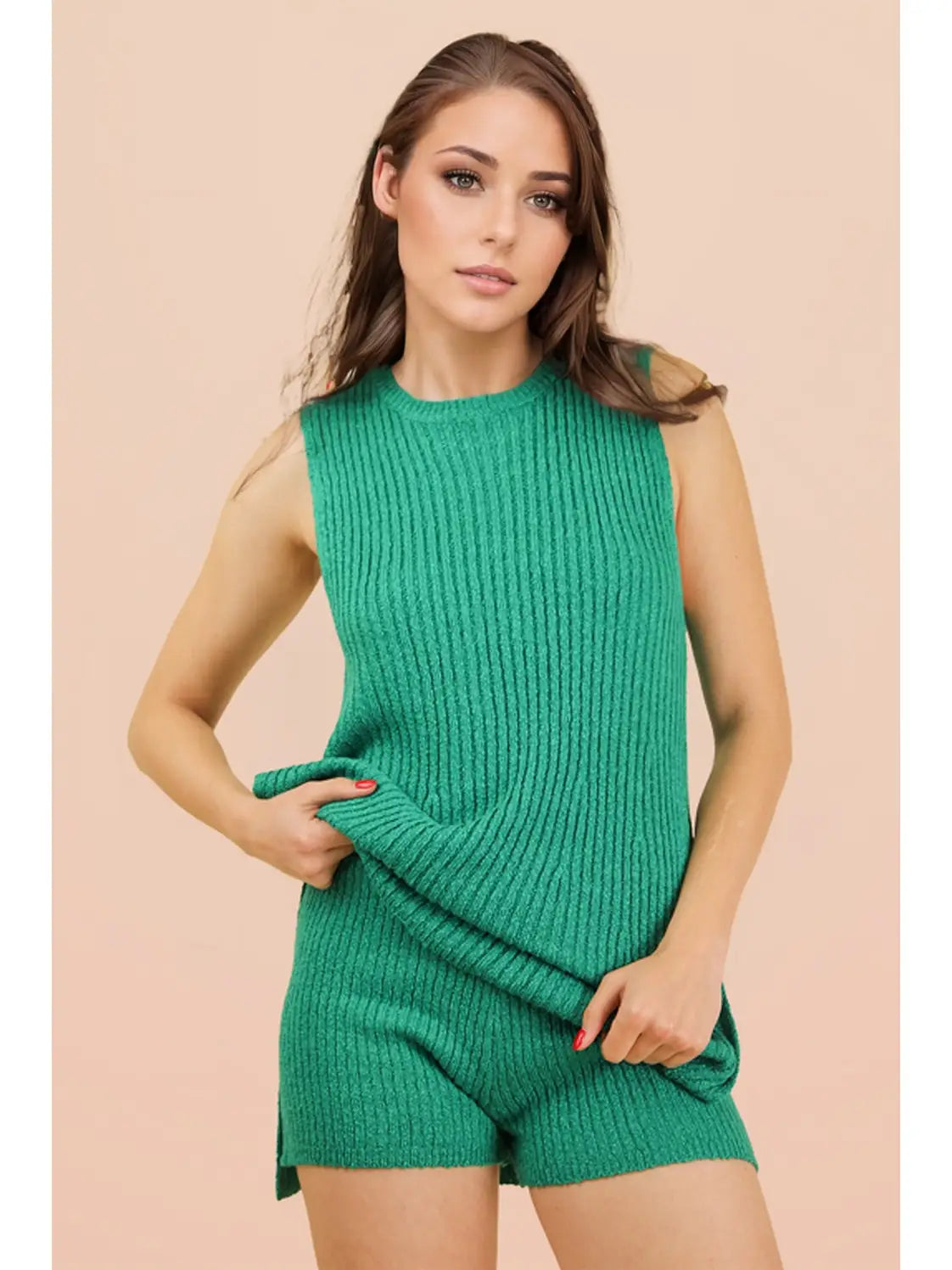 GREEN SLEEVELESS TUNIC KNIT SWEATER WITH SHORTS SET